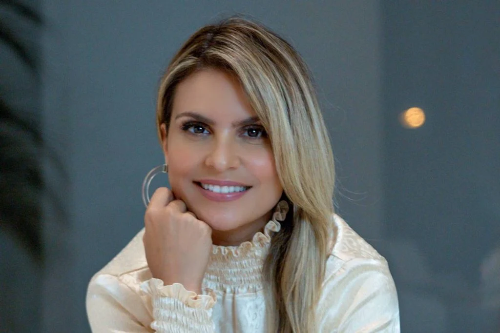 aline barros